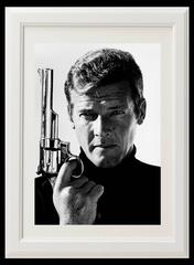Roger Moore 007