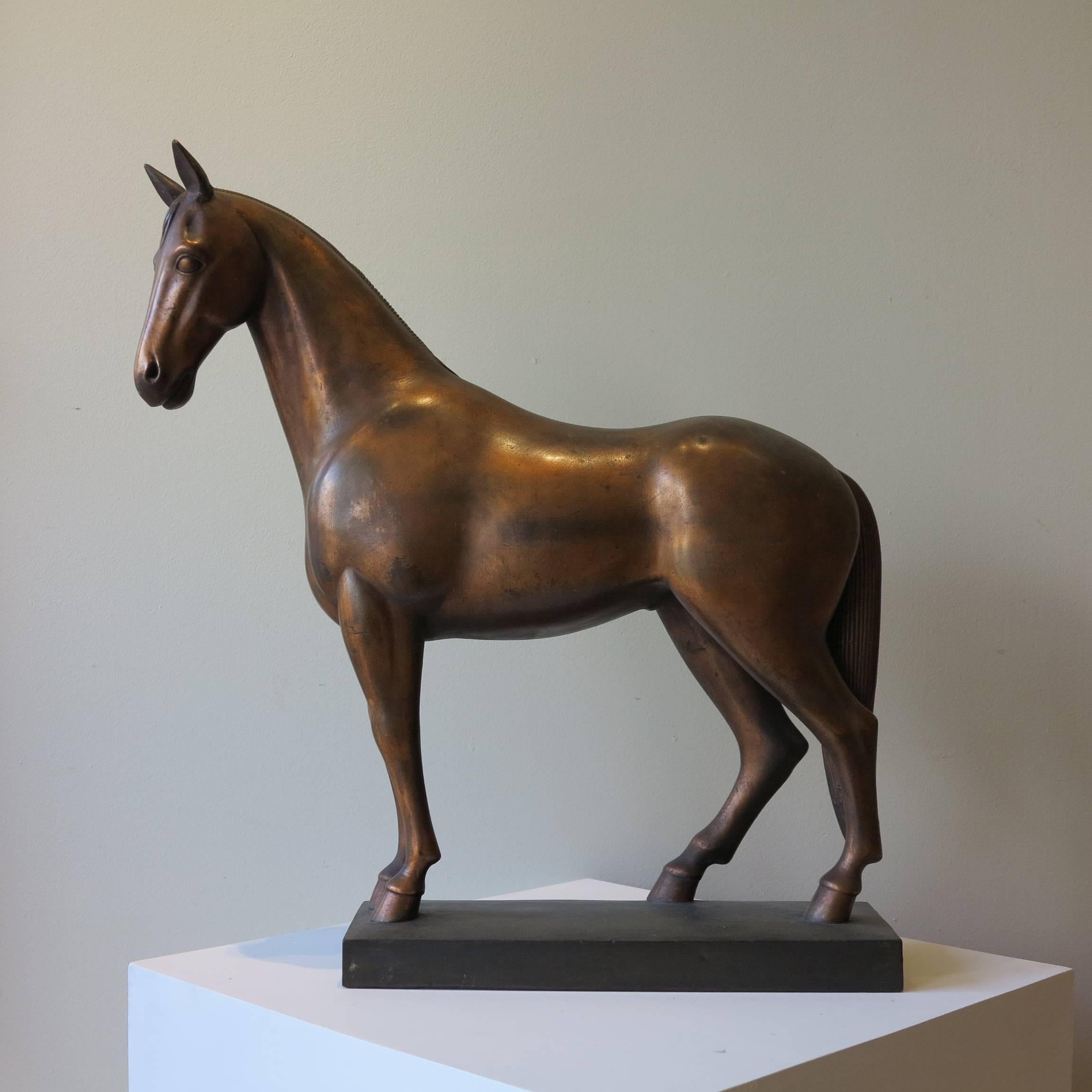 Waylande Desantis Gregory Figurative Sculpture - Horse