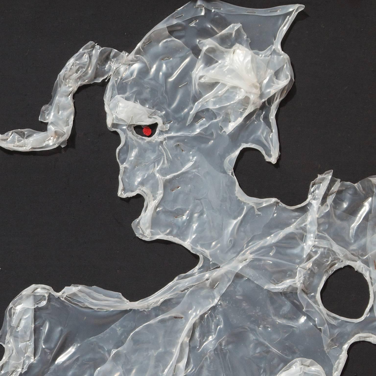 Dama paseando a su perro en un día ventoso - Arte Transparente, Arte Italiano Contemporáneo en venta 1