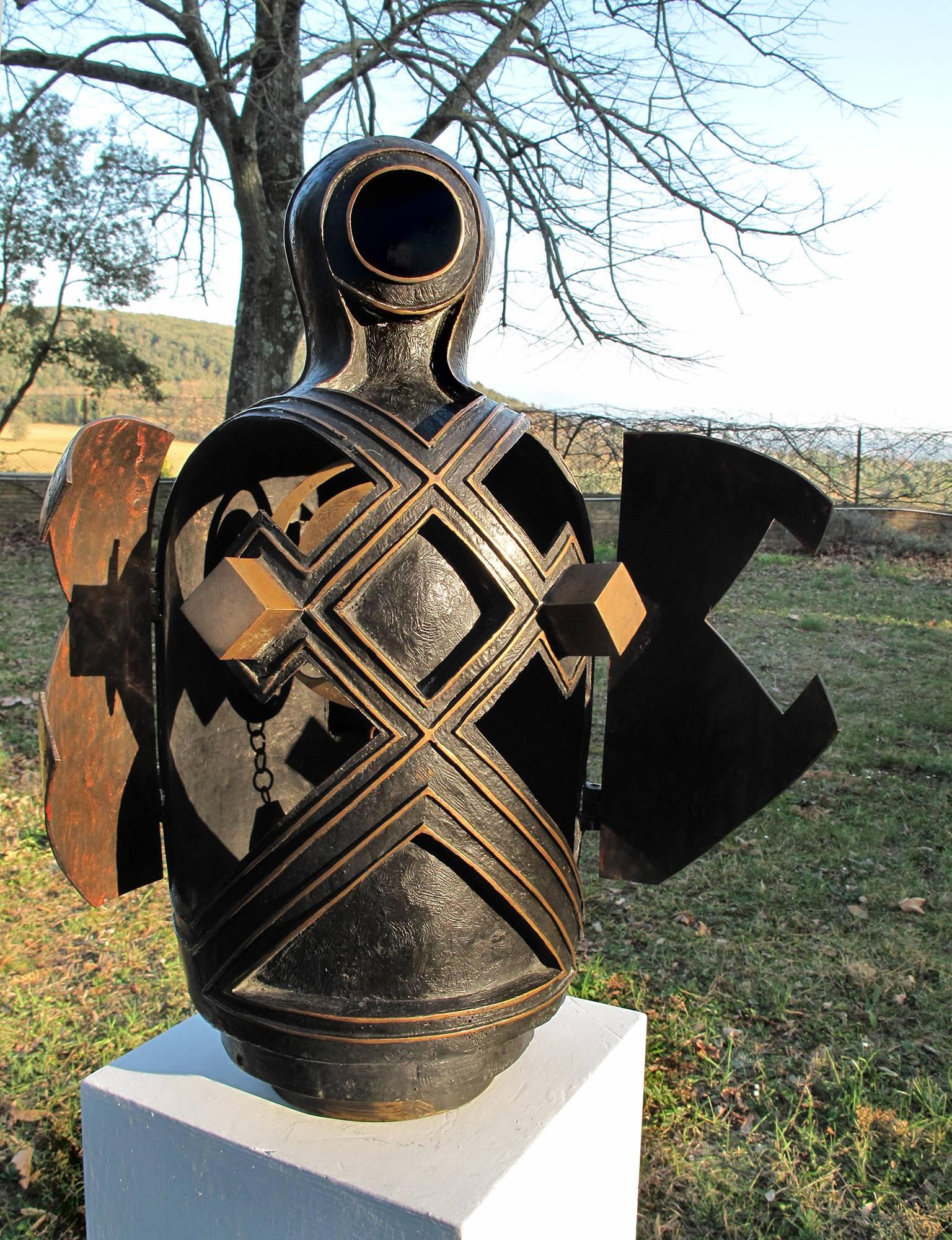 Canopo - Sculpture anthropomorphe en bronze avec éléments d'ouverture