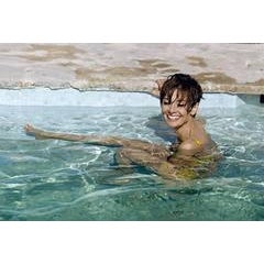 Audrey Hepburn Pool 3