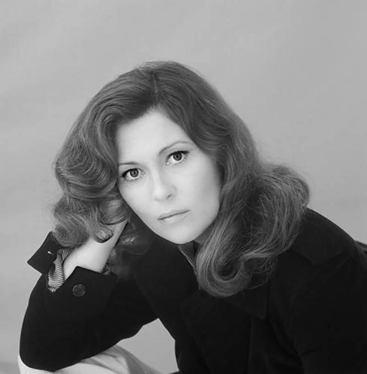 Faye Dunaway Orange Portrait 2 1