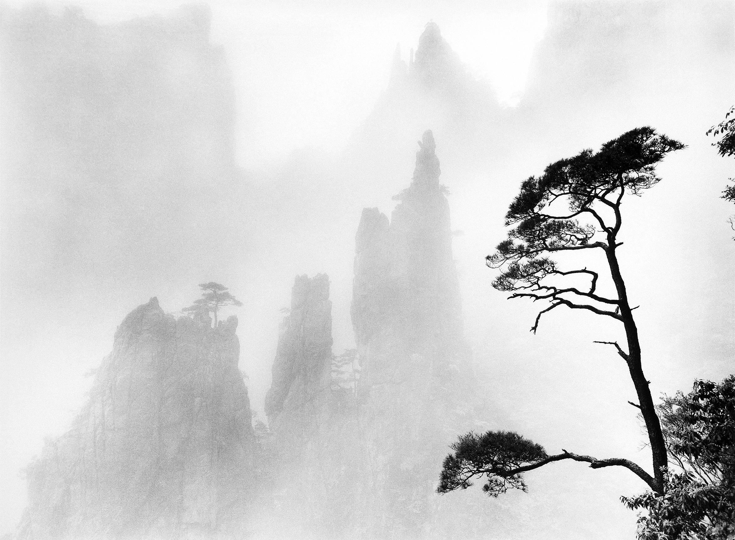 Wang Wusheng Landscape Photograph - A84
