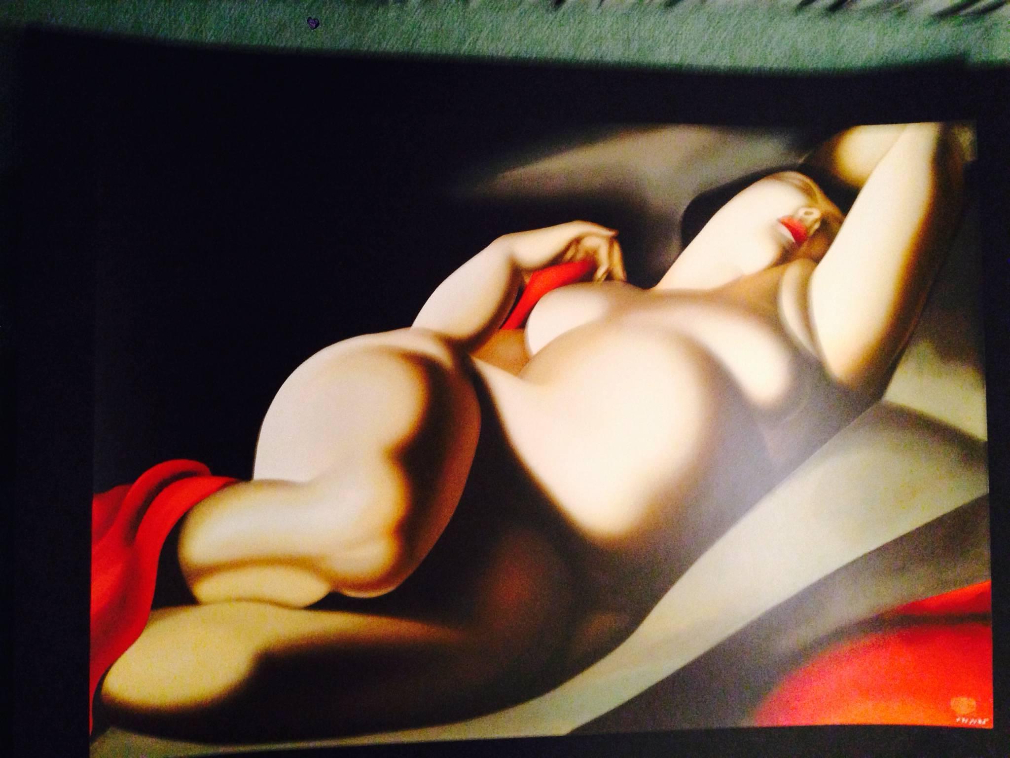 Tamara de Lempicka Figurative Print - "La Bella Rafaela"