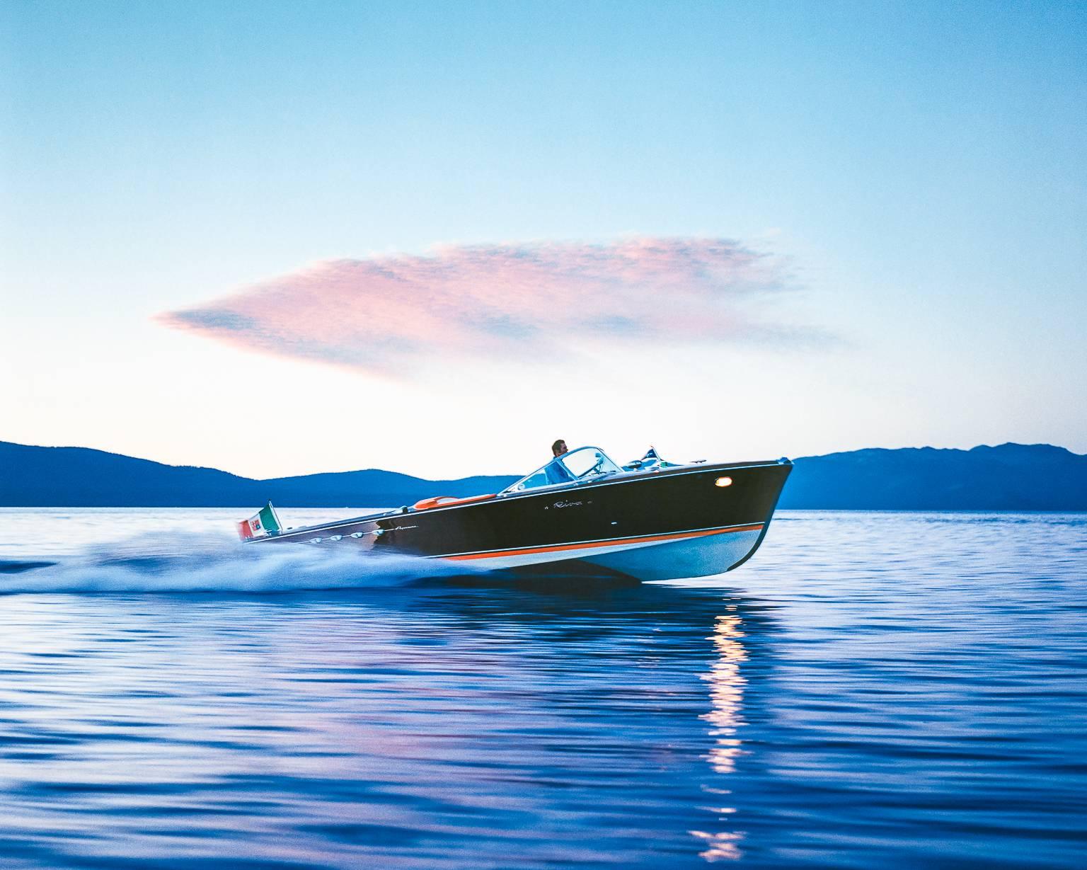 Olaf Tamm Color Photograph - Classic motorboat RIVA Aquarama No. 4 