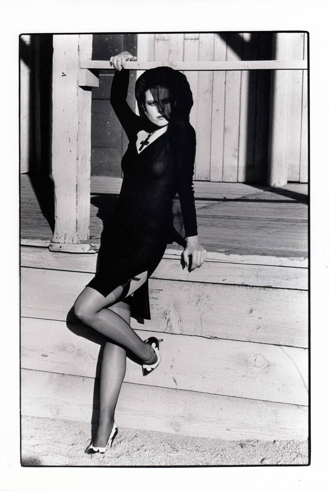 Sigourney Weaver, Los Angeles, 1983 - Photograph by Helmut Newton