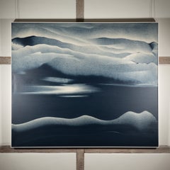 Glimmer - Pintura acrílica abstracta de un paisaje azul y blanco, con montañas y nubes