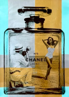 Chanel N5. Acrílico sobre papel artesanal con purpurina, década de 2010, 16,5 x 11,75 pulgadas