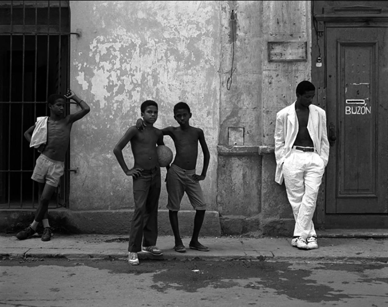 Kurt Markus Black and White Photograph - Vogue Hommes, Havana, Cuba