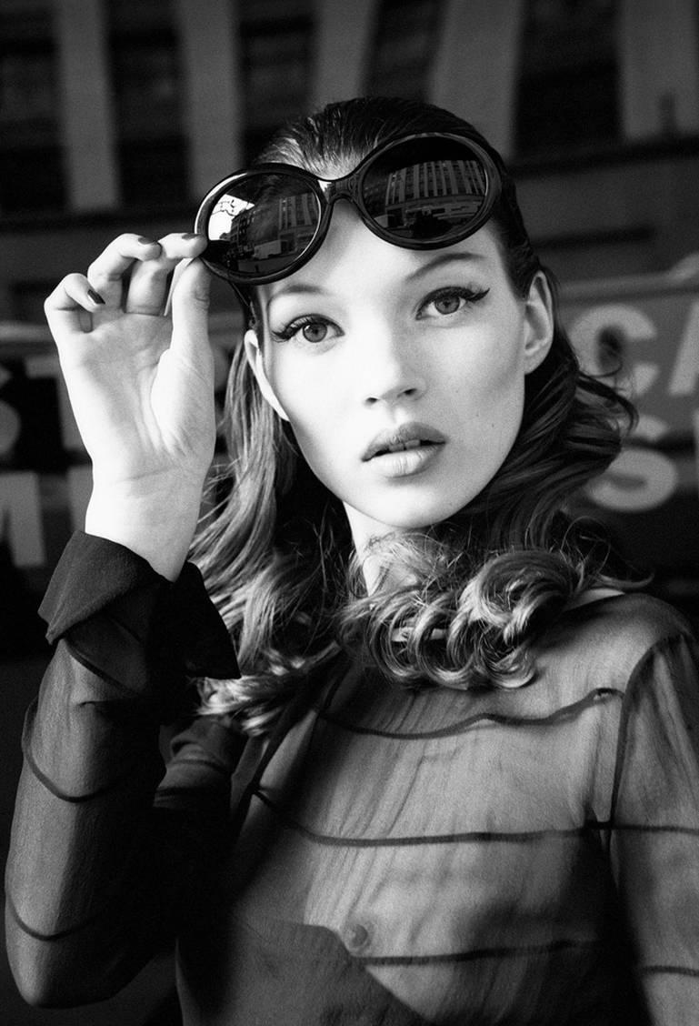 Stephanie Pfriender Stylander Black and White Photograph - Kate Moss (Eyes Wide Open), Harper's Bazaar Uomo, New York