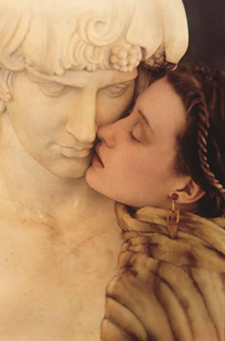 Sheila Metzner Color Photograph - The Kiss. Fendi