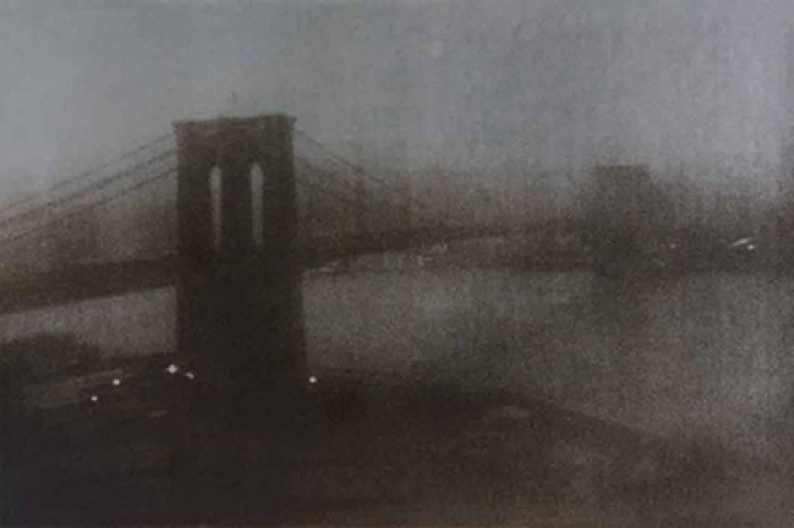 Sheila Metzner Color Photograph – Brooklyn Bridge. Hokusai-Serie. 