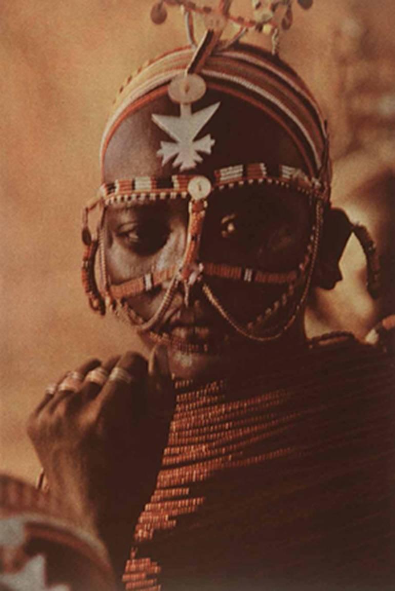 Portrait Photograph de Sheila Metzner - Retrato de Samburu. Kenia