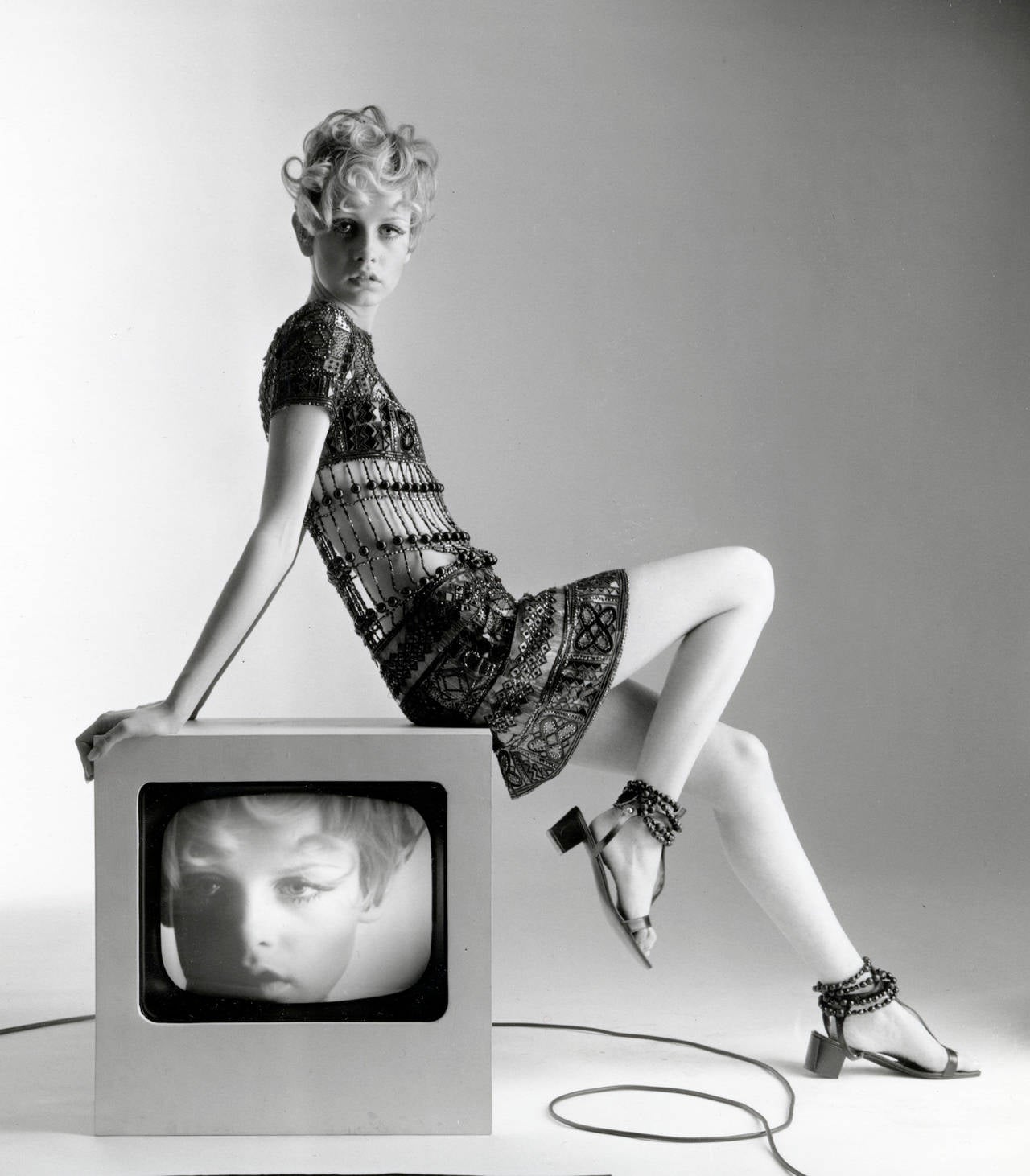 Twiggy, Vogue - Photograph by Bert Stern