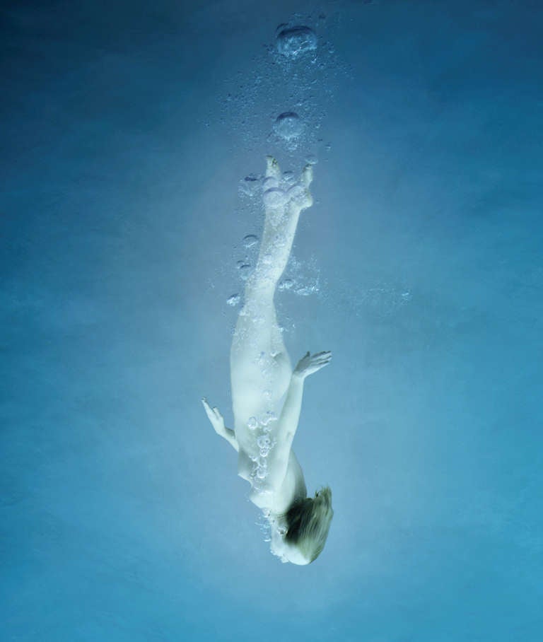 Howard Schatz Color Photograph - Underwater Study #2250