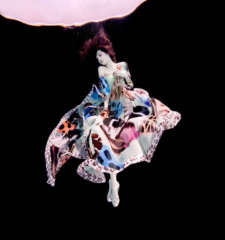 Color Photograph de Howard Schatz - Estudio subacuático nº 3222