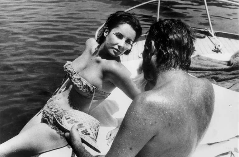 Bert Stern Black and White Photograph - Elizabeth Taylor and Richard Burton, Ischia, Italy