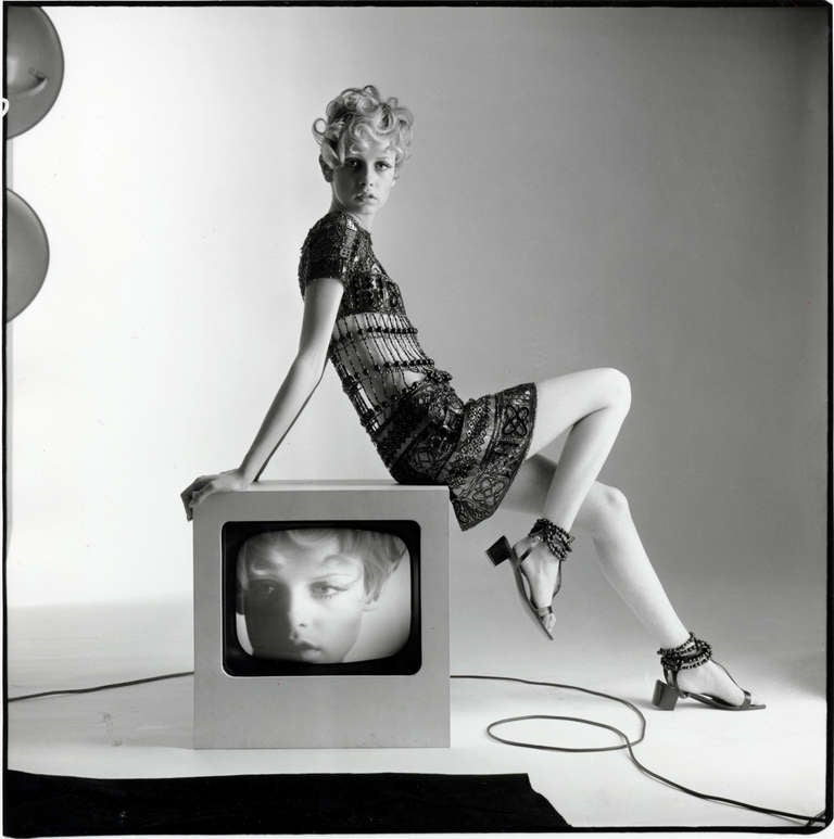 Bert Stern Black and White Photograph - Twiggy, Paris Collection, 1967