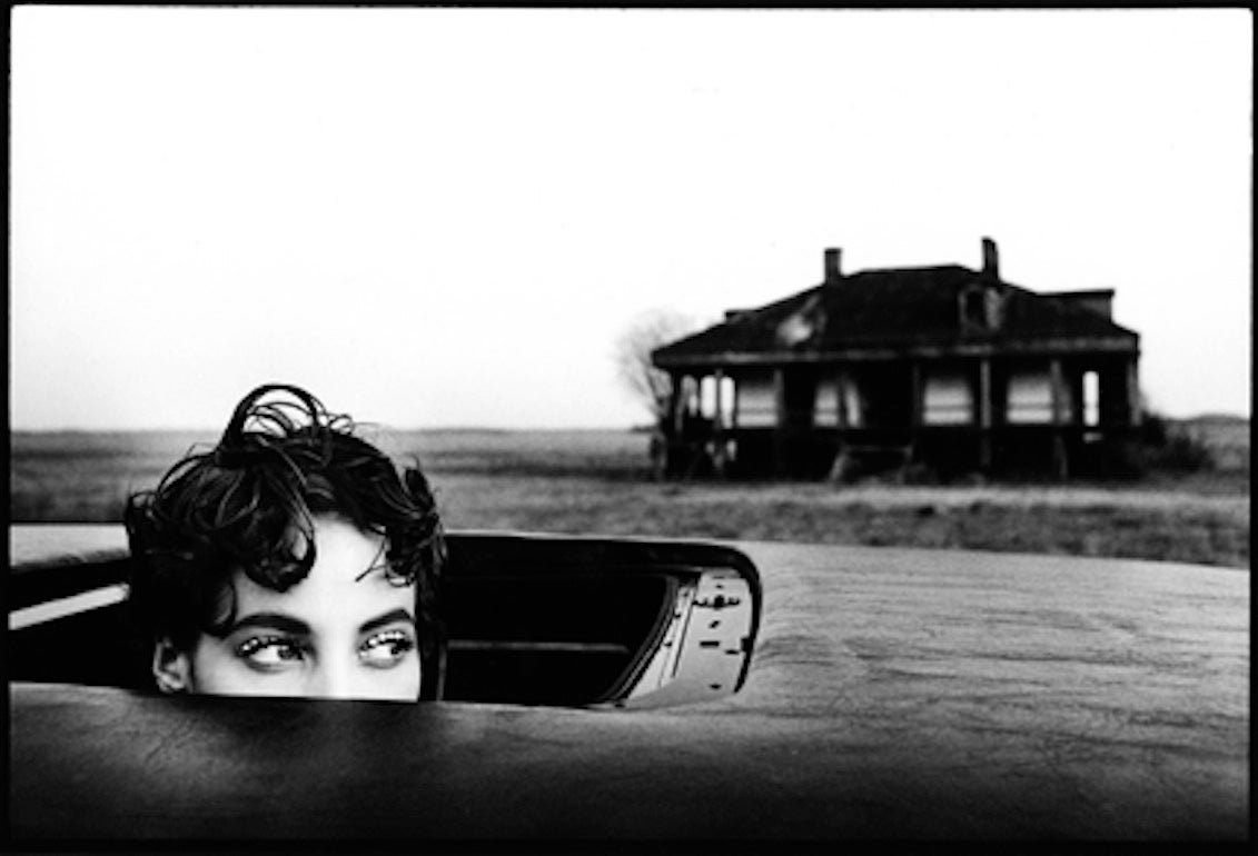 Black and White Photograph di Arthur Elgort - Christy Turlington, New Orleans