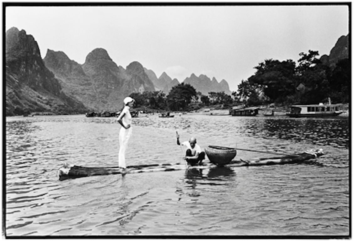 Arthur Elgort Black and White Photograph - Linda Evangelista, Guangxi, China