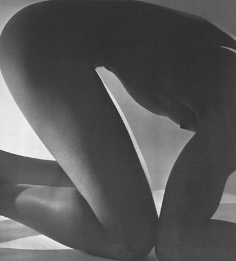 Black and White Photograph Horst P. Horst - Triangles : Nu masculin, New York