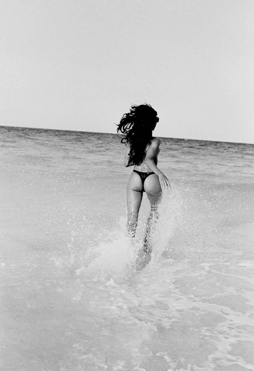 Stephanie, Harbour Island, Italian Vogue - Photograph by Pamela Hanson