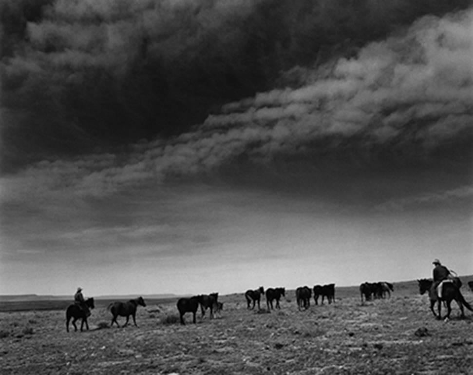 Kurt Markus Black and White Photograph - Cataract Land and Livestock Company, Williams, Arizona