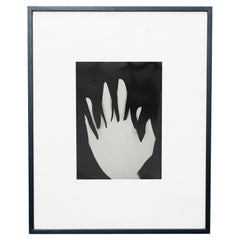 Rayografia astratta contemporanea in bianco e nero, incorniciata, 1/1 di Adrian, 2013