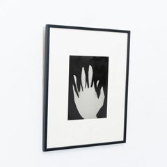 Rayografia astratta contemporanea in bianco e nero, incorniciata, 1/1 di Adrian, 2013