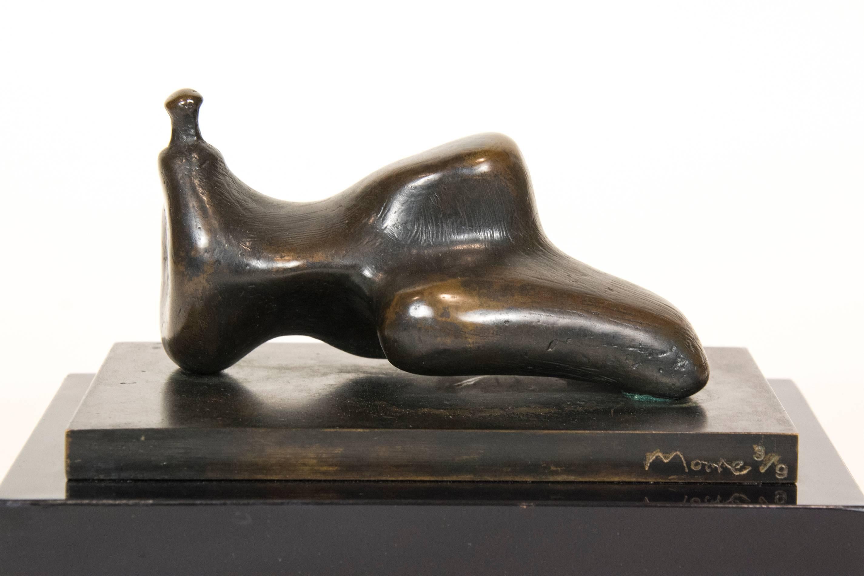 Reclining Figure Small Head - Sculpture by Henry Moore