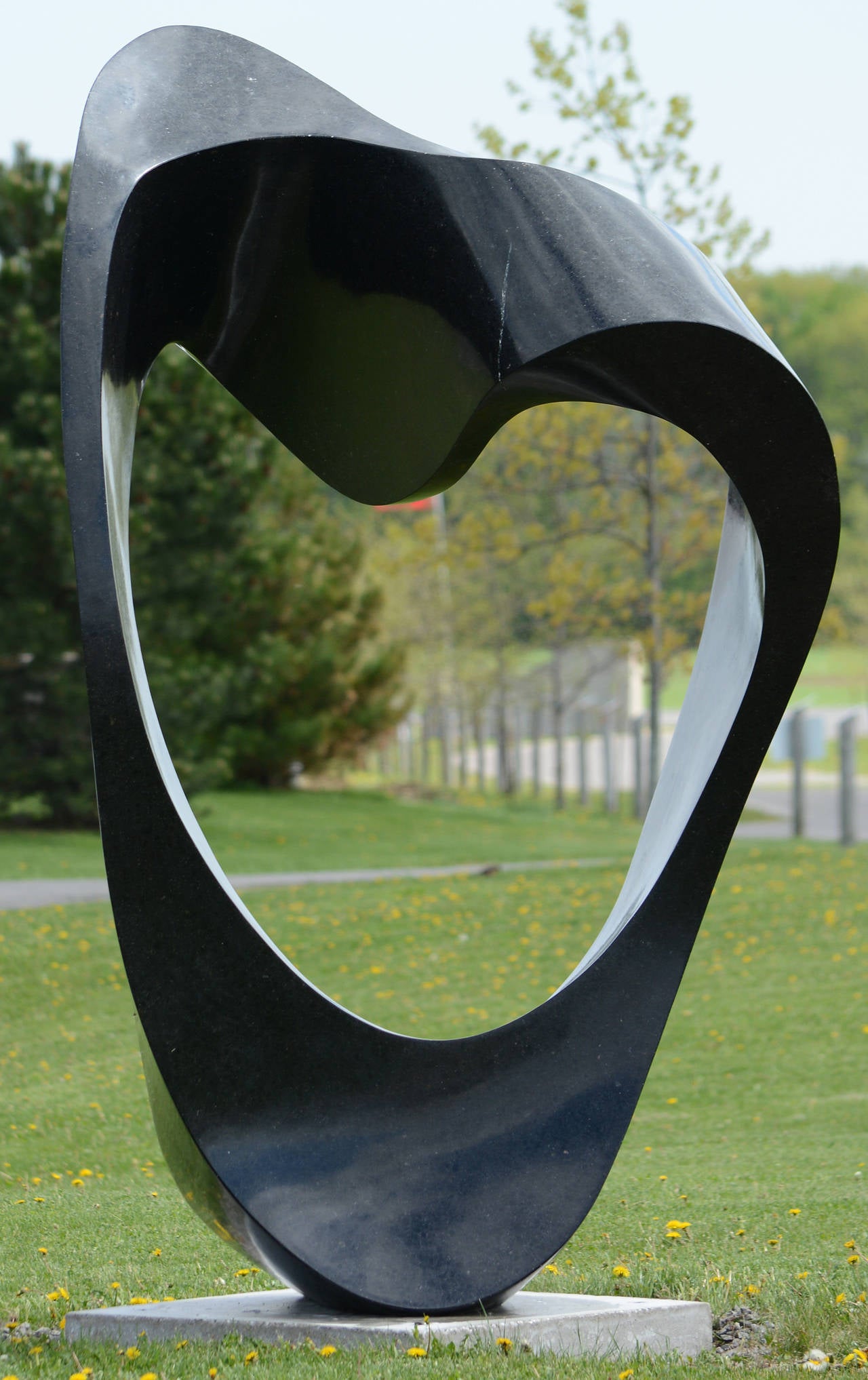 Jeremy Guy Figurative Sculpture - Murmuration