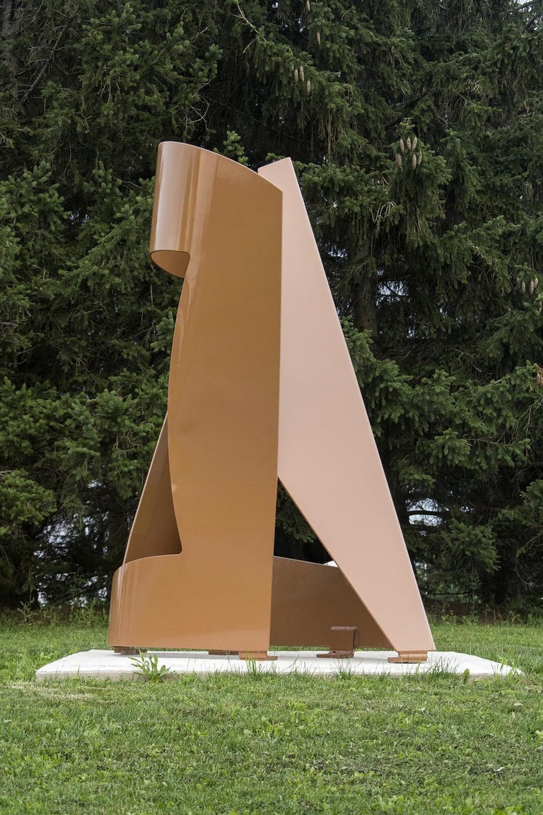 Les Paravents Du Reve - Large scale outdoor sculpture in lusterious burnt umber For Sale 4
