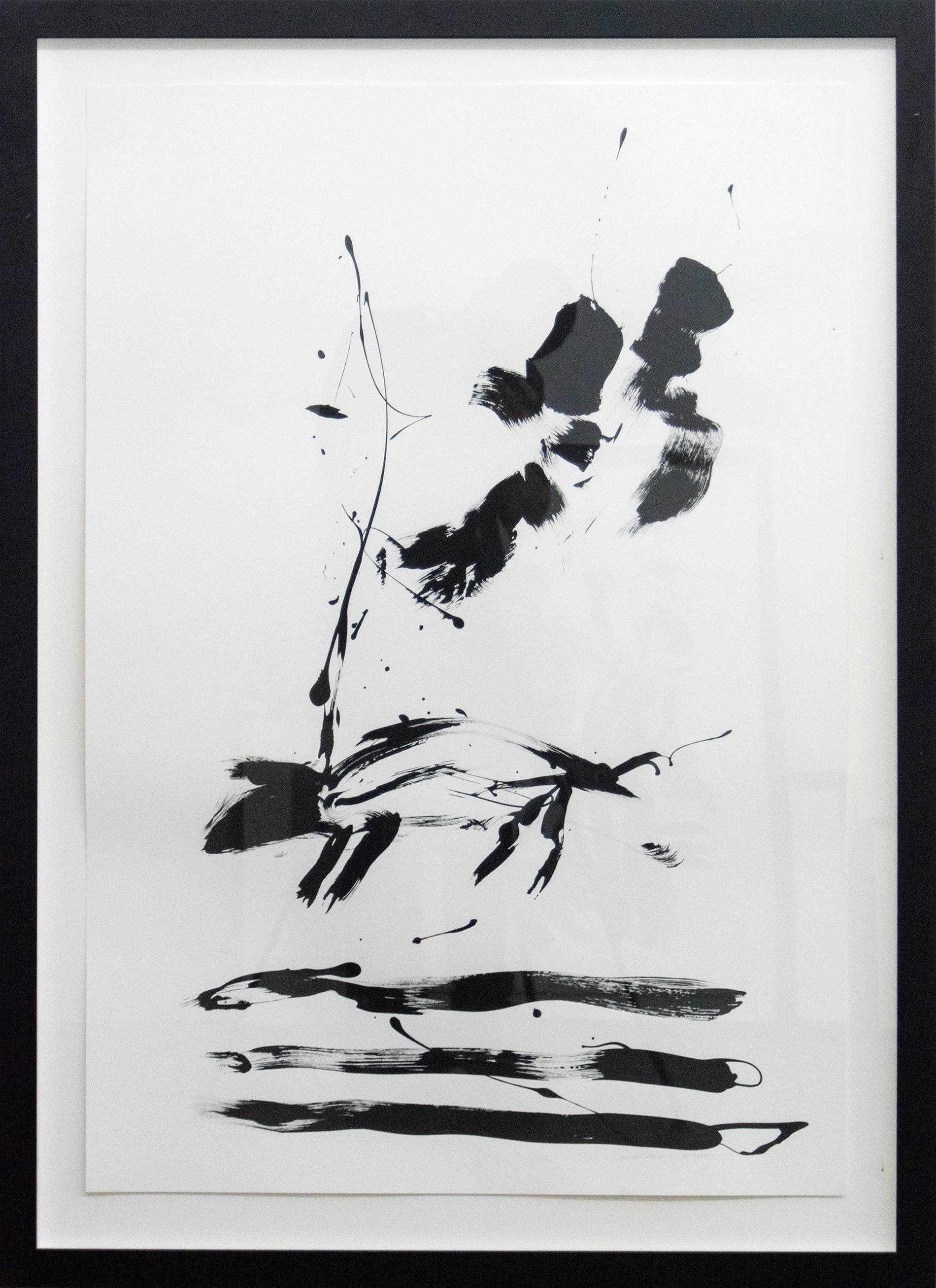 Animal Painting de Lynne Fernie - Off the Leash - blanco y negro, minimalista, abstracto figurativo, tinta sobre papel