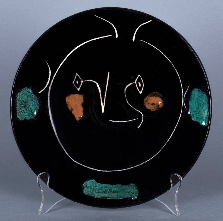 "Black Face" Service, Plate B, 1948 - Sculpture by Pablo Picasso