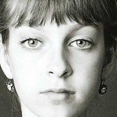 Lydia nei panni di Audrey Hepburn, 2000, stampa figurativa, 20 x 24, firmata