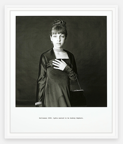 Lydia como Audrey Hepburn, 2000, grabado figurativo, 20 x 24, firmado