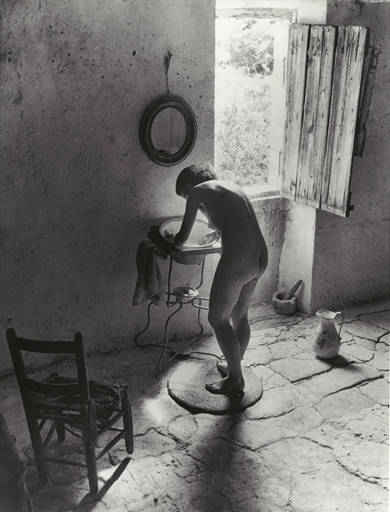 Le Nu Provencal Gordes - Photograph by Willy Ronis