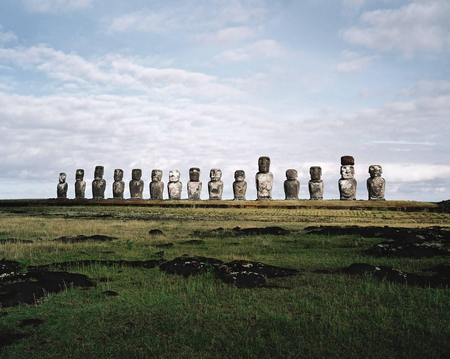 Color Photograph de Luca Campigotto - Isla de Pascua