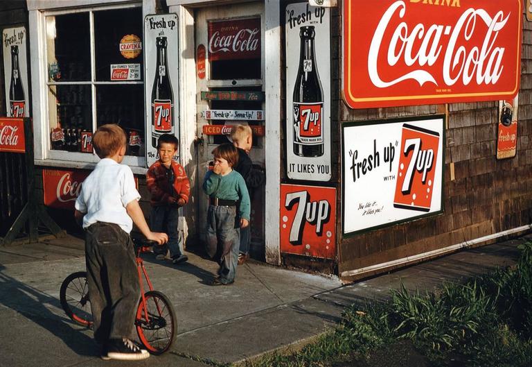 Fred Herzog Color Photograph - Bogner's Grocery (Coca Cola & 7 Up)