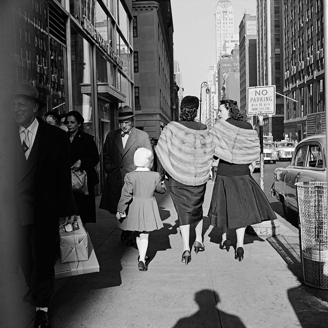 Vivian Maier Black and White Photograph - New York, NY