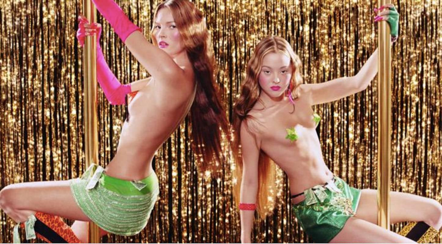 Figurative Photograph David LaChapelle - Kate Moss et Devon Aoki