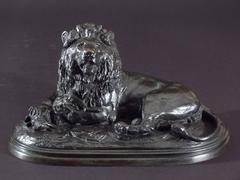 Antique Lion et Lievre