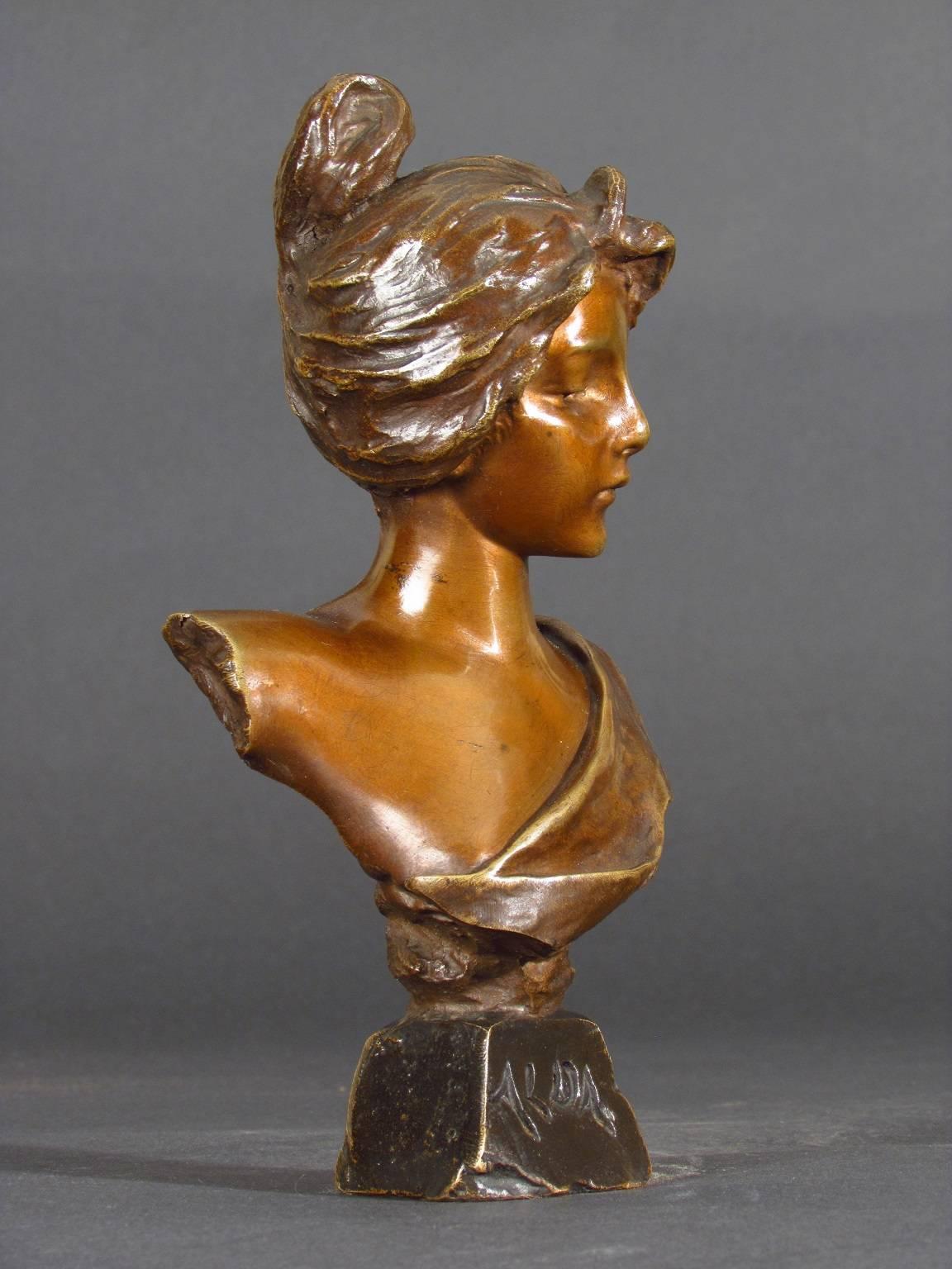 Alda - Gold Figurative Sculpture by Emmanuel Villanis