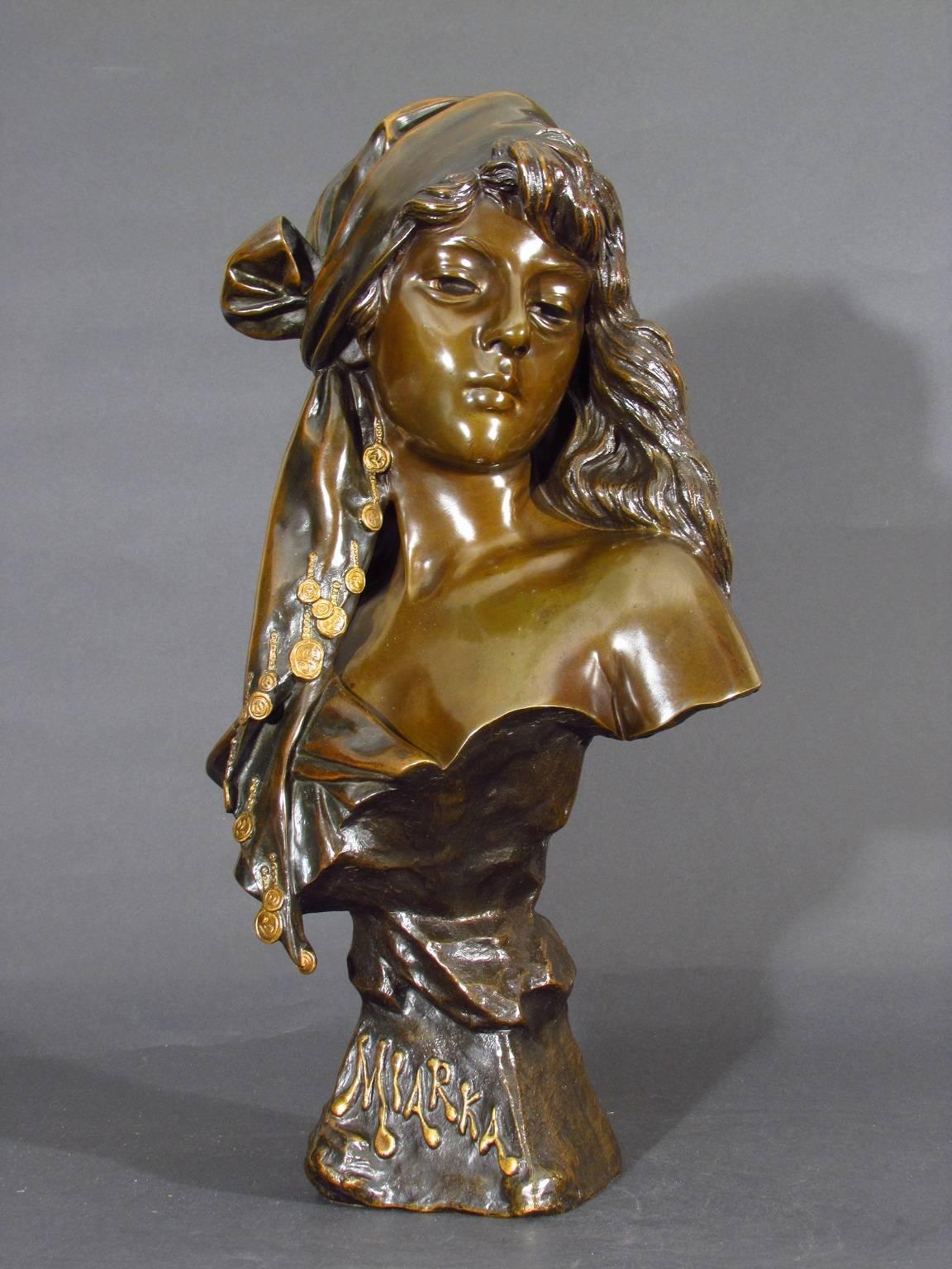 Miarka - Gold Figurative Sculpture by Emmanuel Villanis