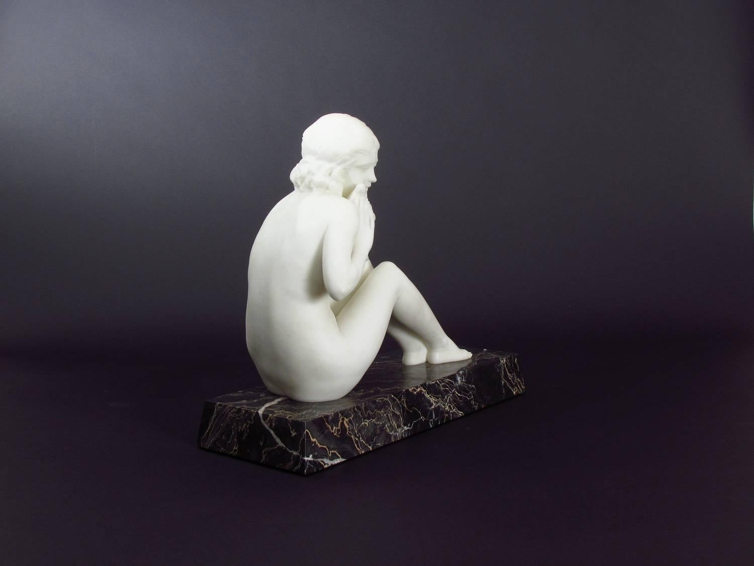 Girl with Dove - Sculpture by Lazzaro Morelli