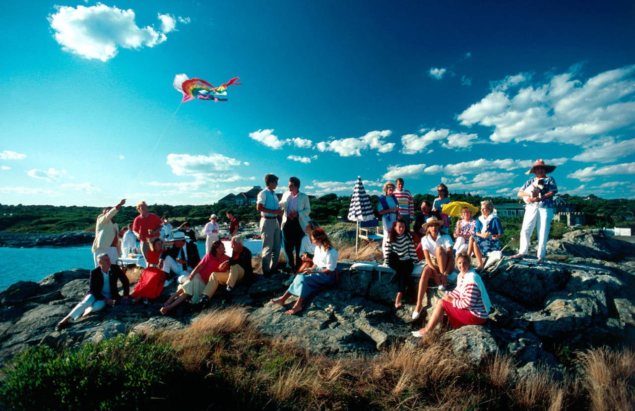 Slim Aarons Landscape Photograph - Seaside Picnic (Aarons Estate Edition)