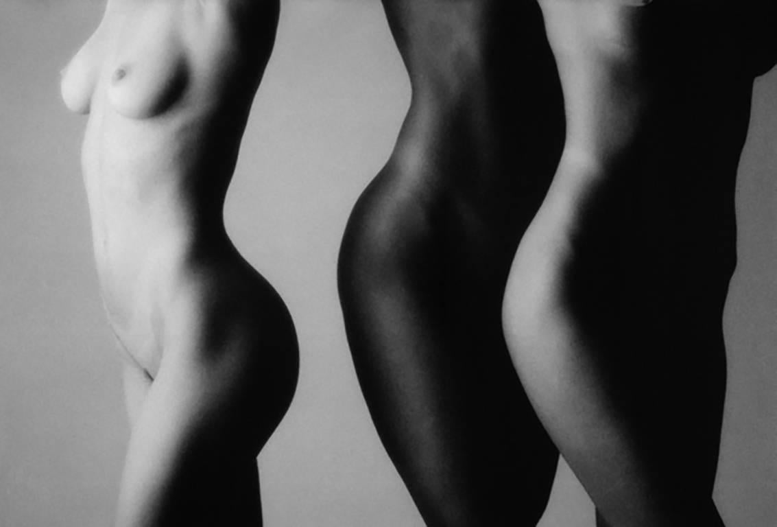 Robert Farber Nude Photograph – Drei nackte Torsos