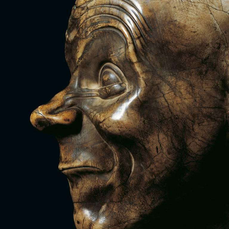 Franz Xaver Messerschmidt - L'Impiccato - Noir Color Photograph par Massimo Listri