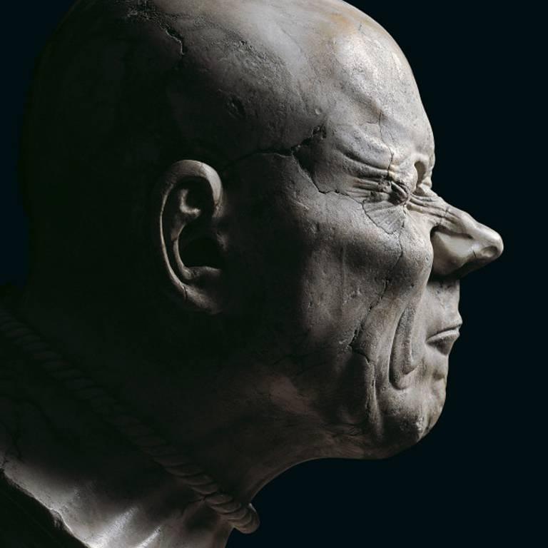 Franz Xaver Messerschmidt - Il Libertino - Photograph Contemporaneo di Massimo Listri