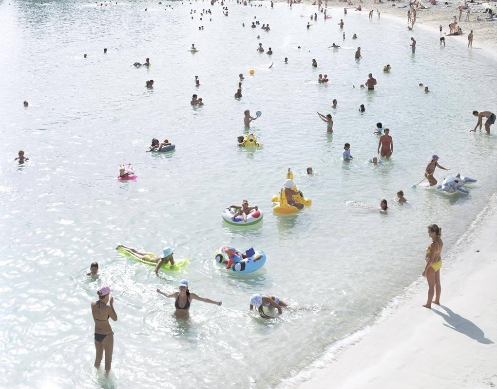 Massimo Vitali Figurative Photograph - Animaletti